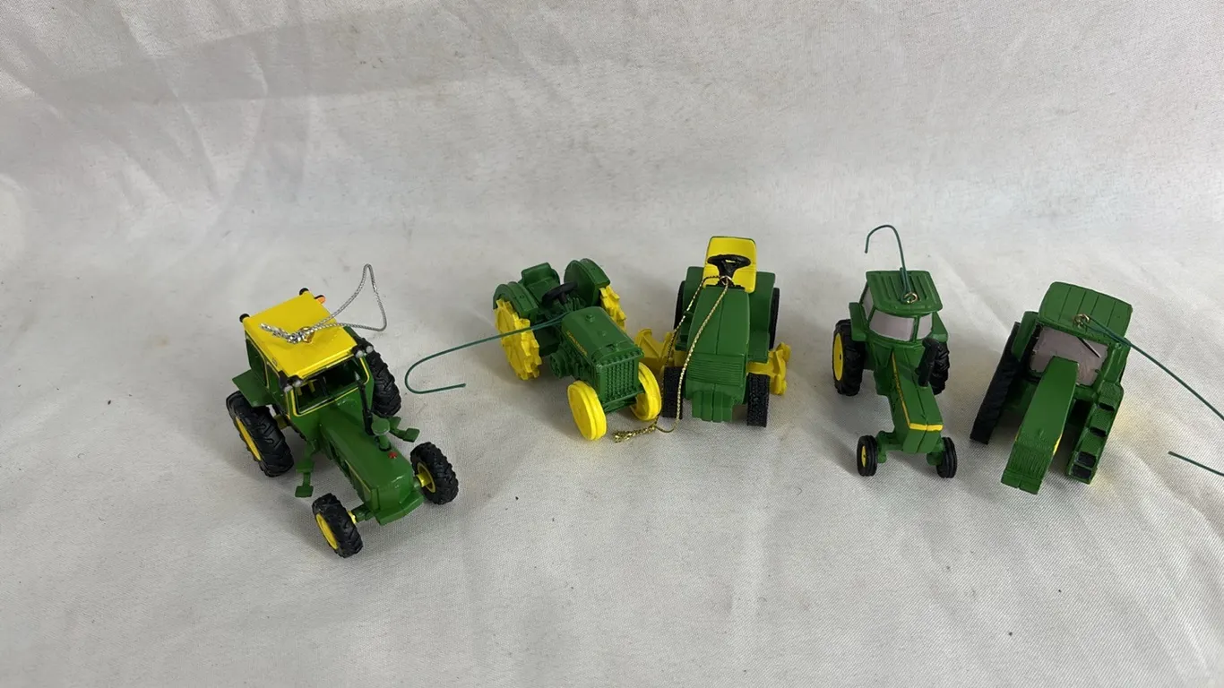 JOHN DEERE ORNAMENTS