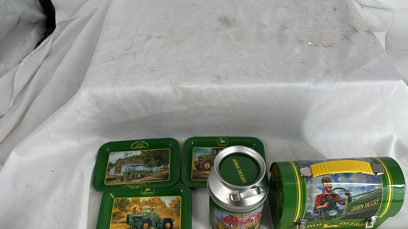 3 JOHN DEERE TIN TRAYS-JOHN DEERE TIN LUNCH BOX-JOHN DEERE TIN MILK CAN