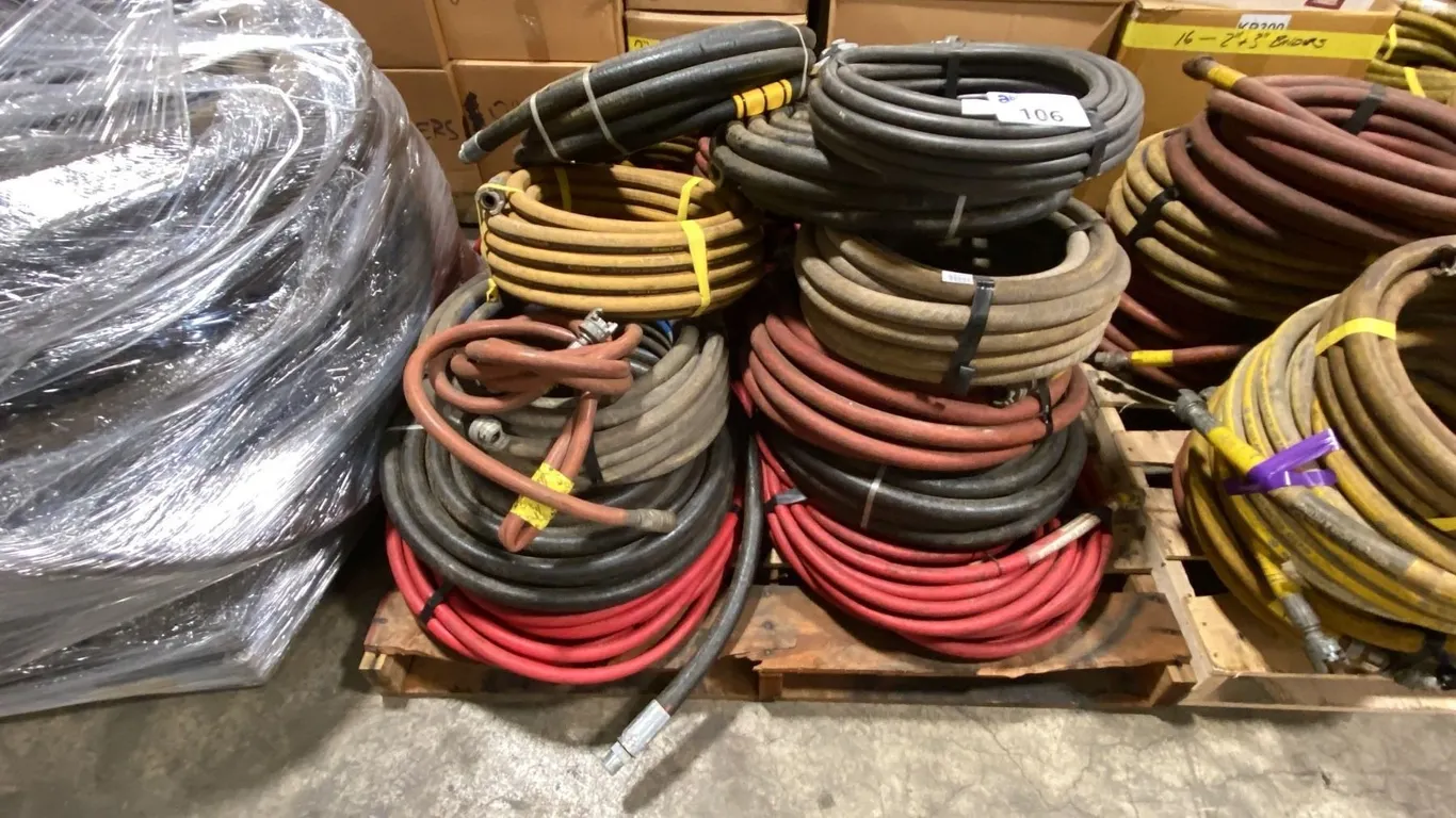 PALLET OF ASSORTED INDUSTRIAL AIR/WATER HOSE LINES