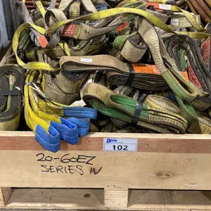 SMALL PALLET CRATE OF ASSORTED LIFTING SLINGS *CRATE INCLUDED*