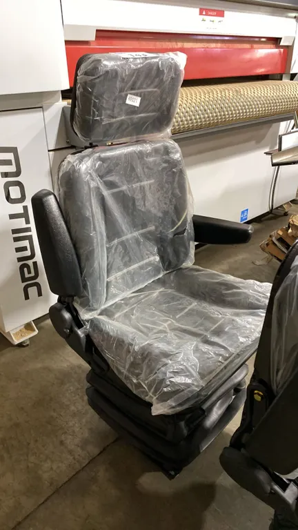 SKLP EXCAVATOR REPLACEMENT SEAT WITH SHOCK ABSORPTION
