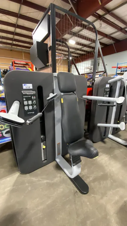 TECHNOGYM COMPACT COMMERCIAL PADDED SEATED OVERHEAD PRESS MACHINE