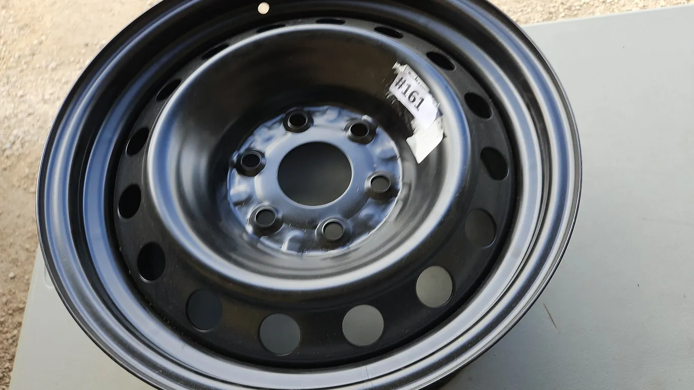 Vehicle Rim 17 inch