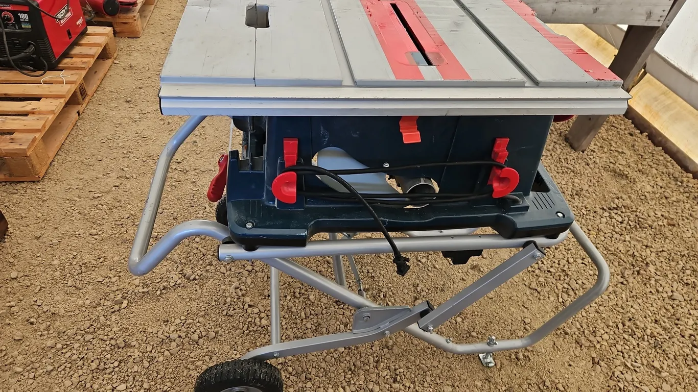 Bosch Table Saw With Stand