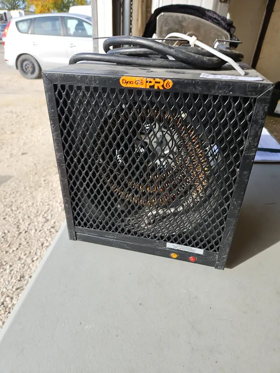 Dyna Glow Shop Heater
