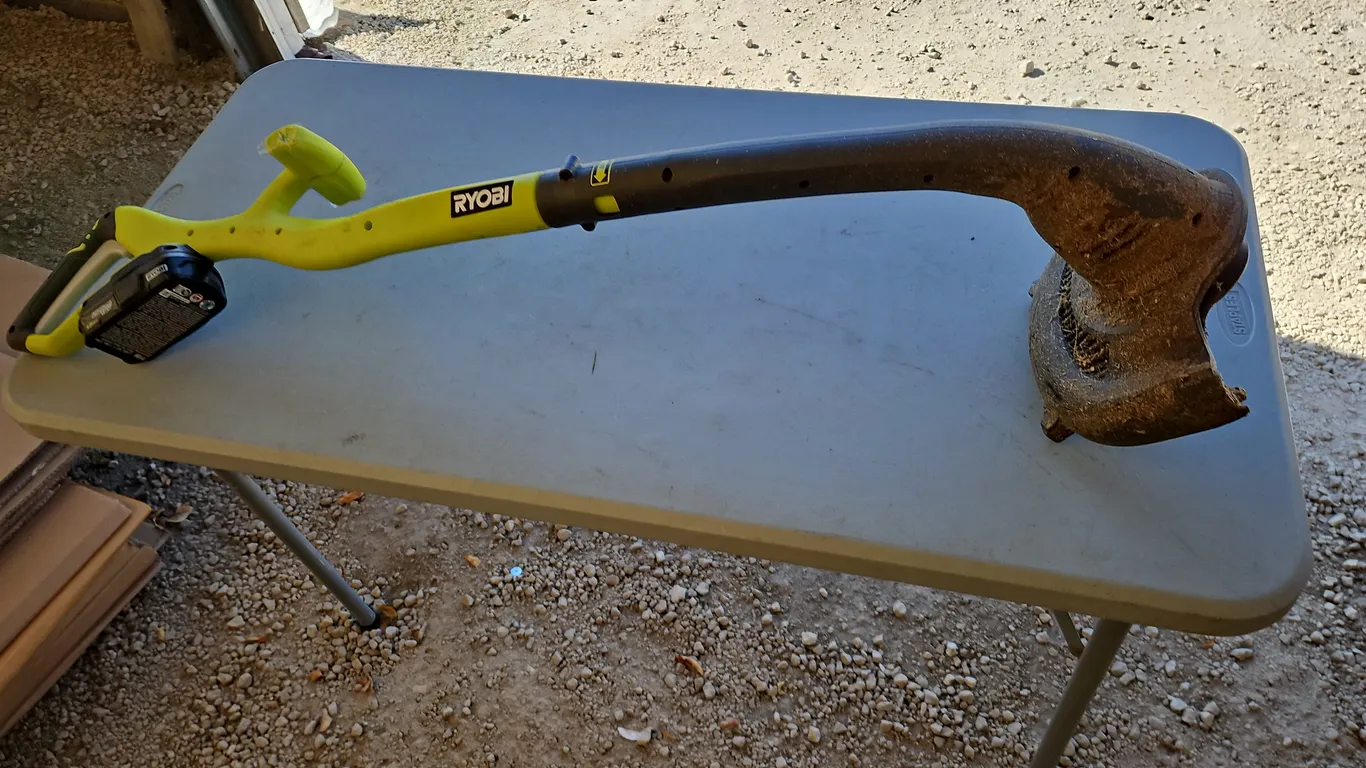 Ryobi Cordless Weed Eater With Battery