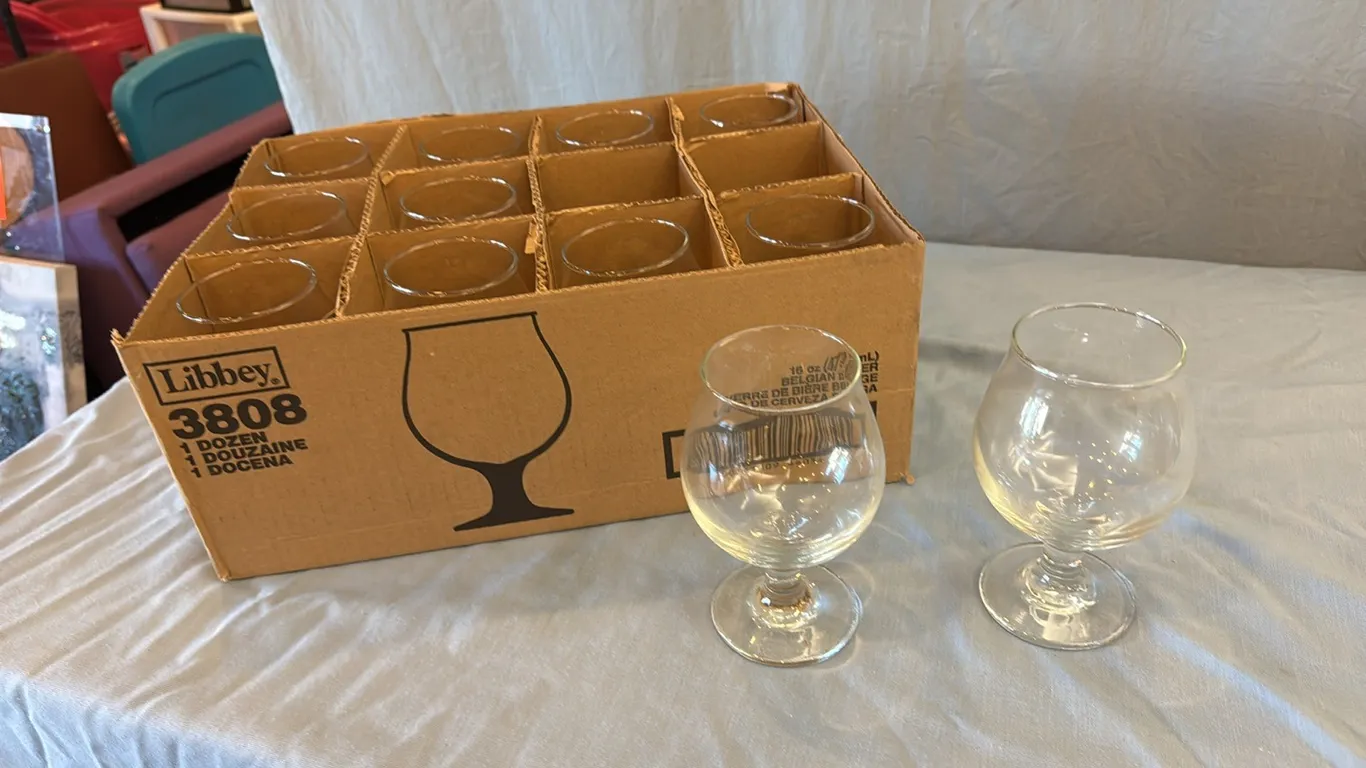 12 Belgium beer glasses