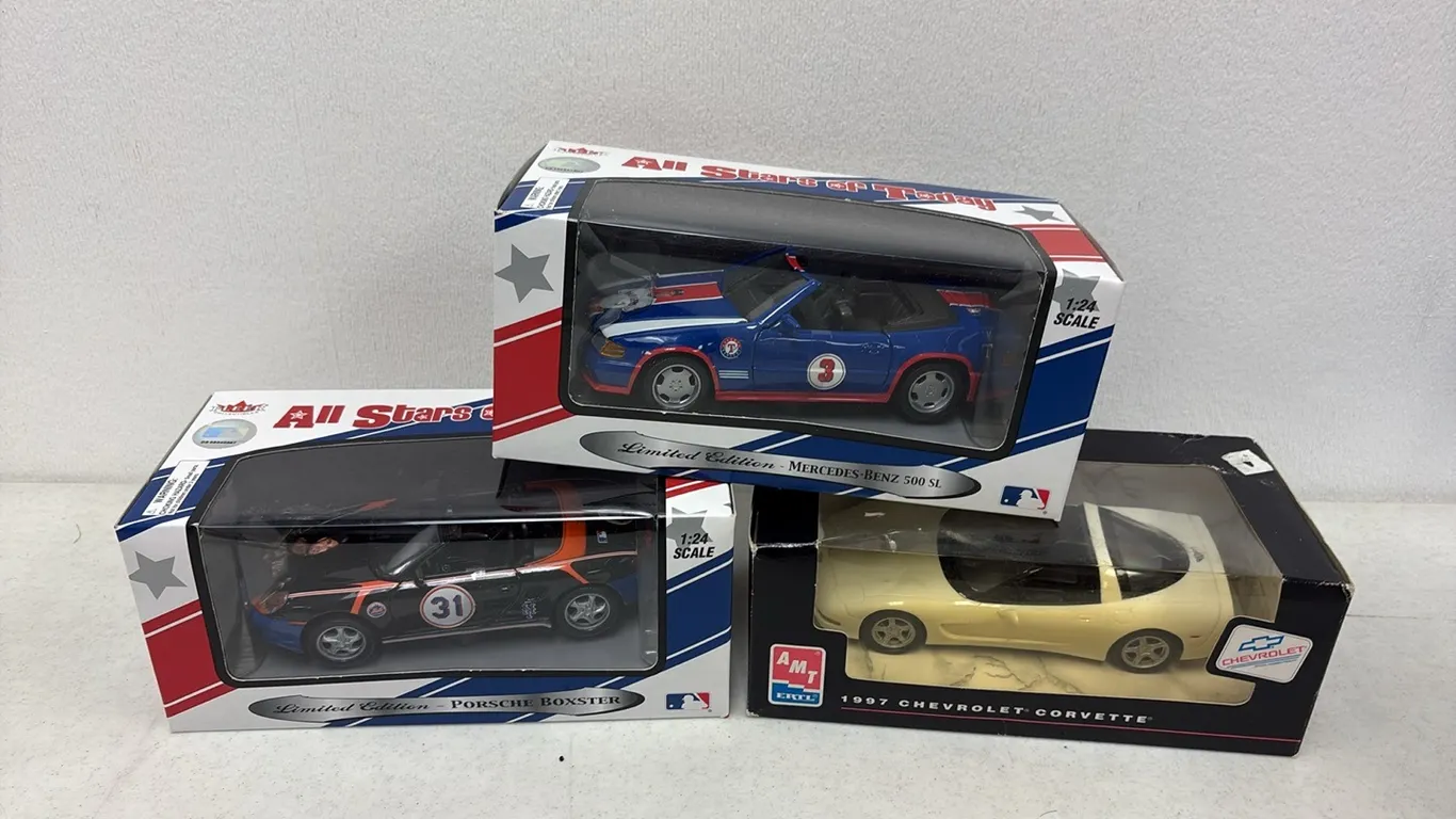 3- 1/24 Diecast Cars