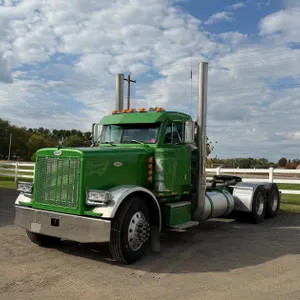 2000 Peterbilt 365 Semi