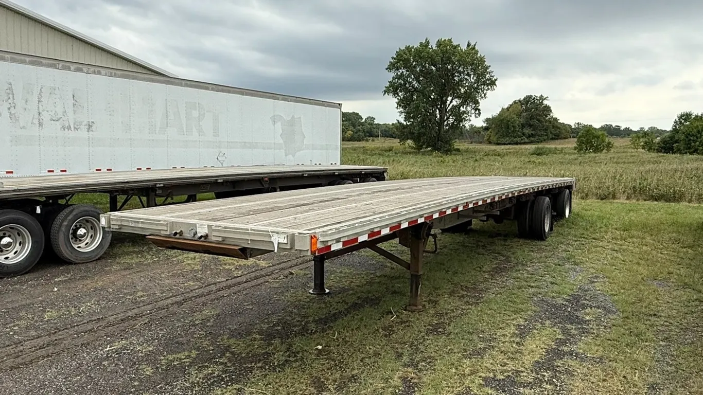 1995 Chaparral 48' Spread Axle Semi Flatbed