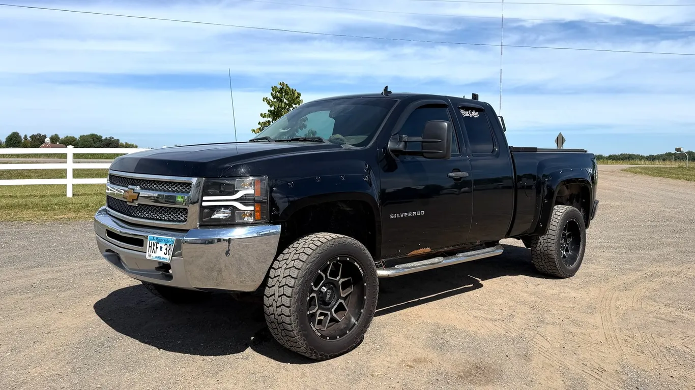 2012 Chevrolet Silverado Pickup Truck