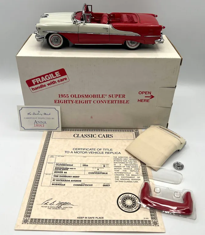 Danbury Mint - 1955 Oldsmobile Super 88