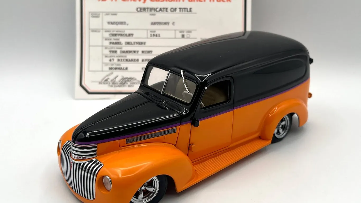 Danbury Mint - 1941 Chevy Panel Truck