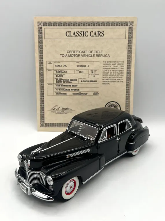 Danbury Mint - 1941 Cadillac Fleetwood w/COA