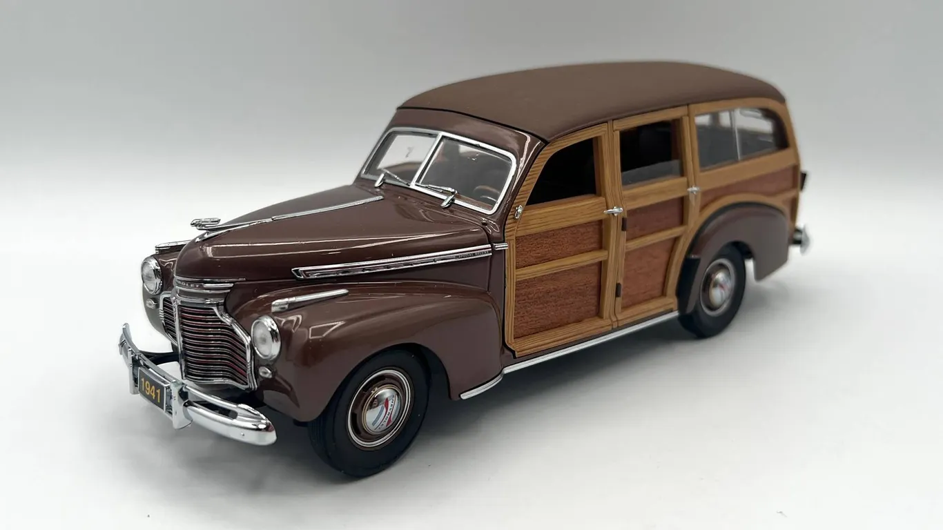 Limited Edition - Danbury Mint - 1941 Chevy Special Deluxe