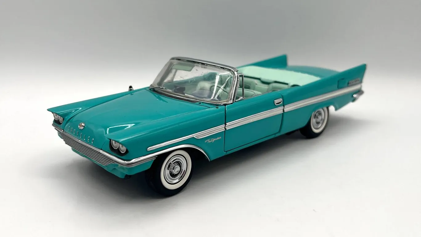 Limited Edition - Danbury Mint - 1957 Chrysler New Yorker
