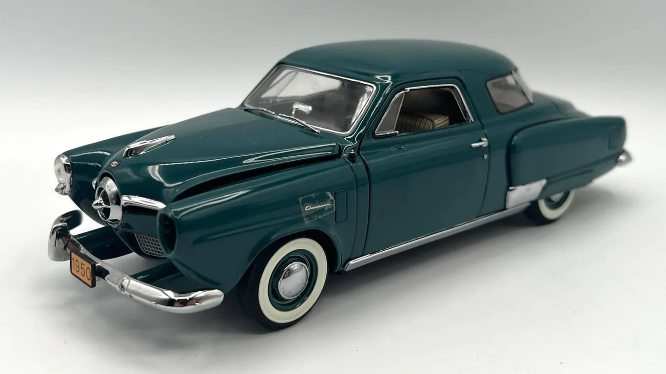 Danbury Mint - 1950 Studebaker Champion