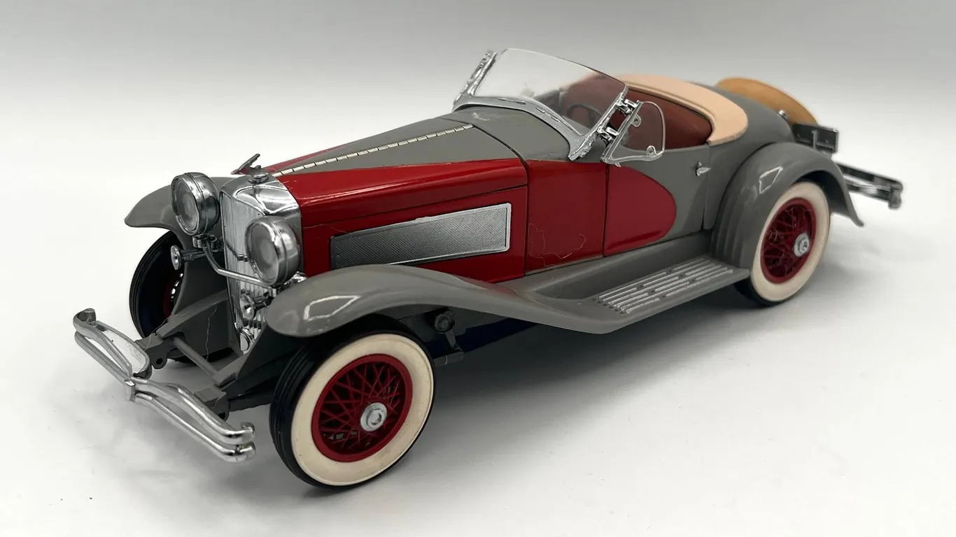 Danbury Mint - 1935 Duesenberg SSJ