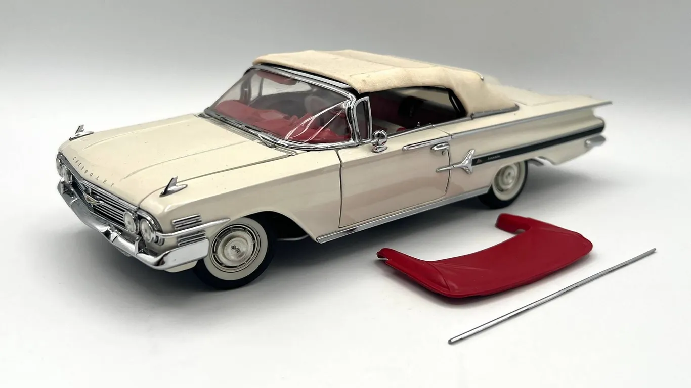 Danbury Mint - 1960 Chevrolet Impala