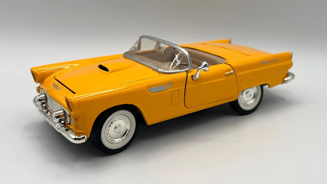 1956 Ford Thunderbird Diecast Model