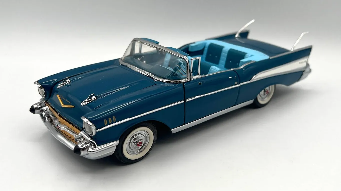 Danbury Mint - 1957 Chevy Bel Air