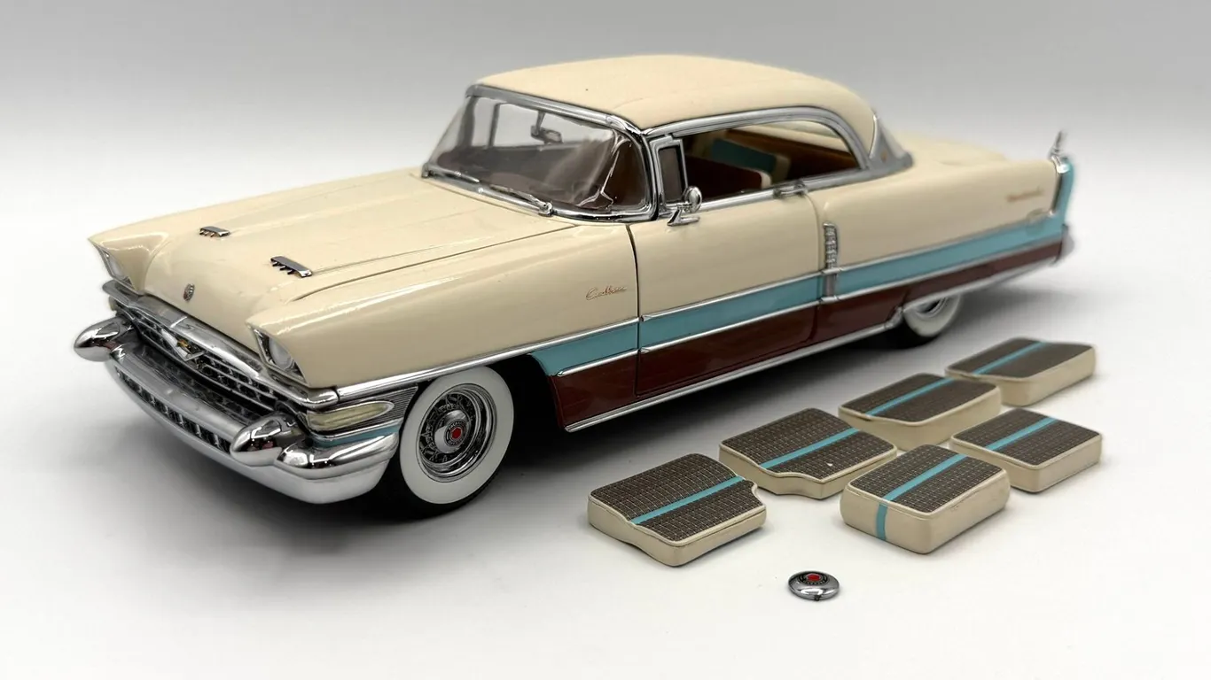 Danbury Mint - 1956 Packard Caribbean