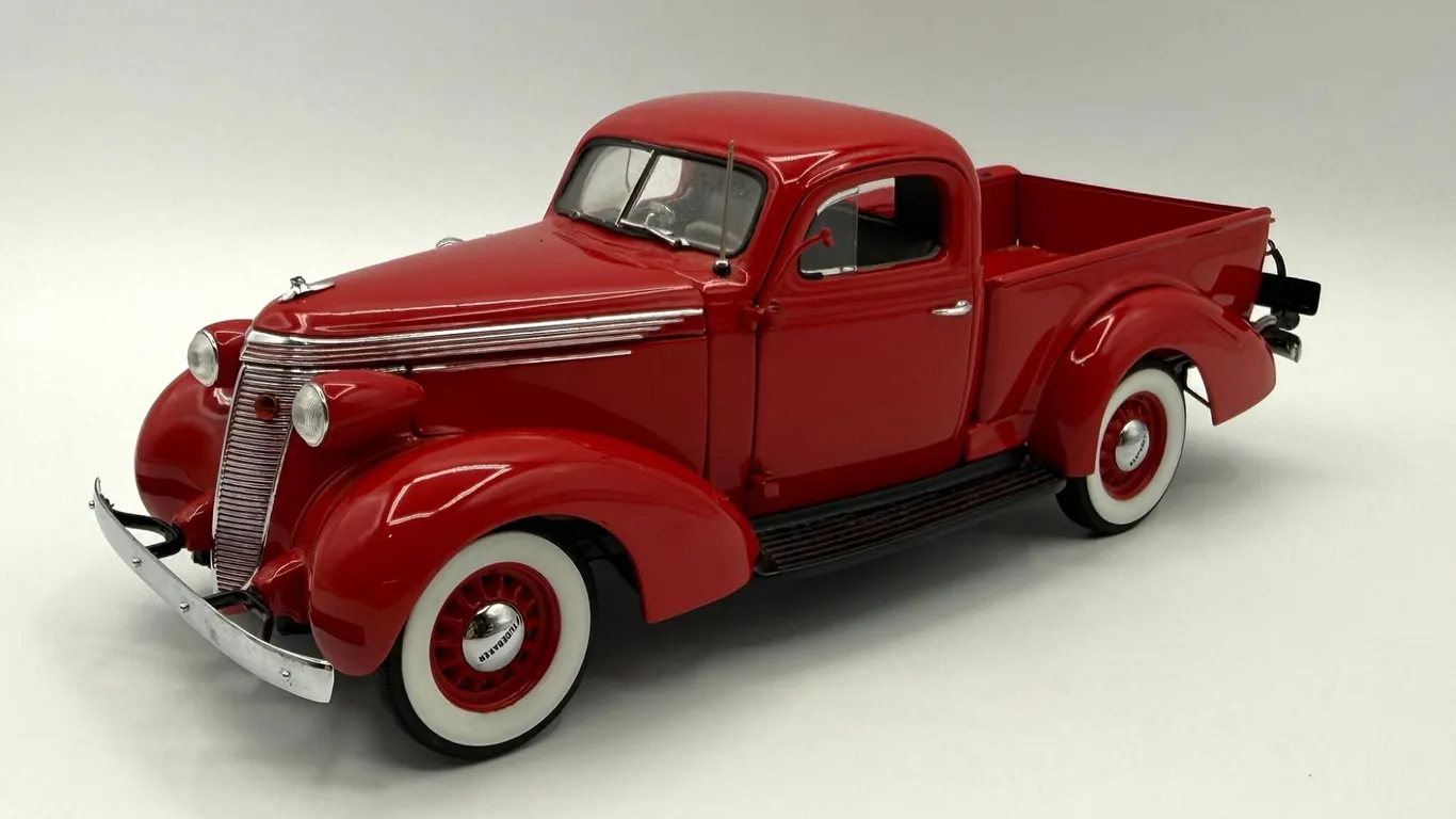 Danbury Mint - 1937 Studebaker Pickup