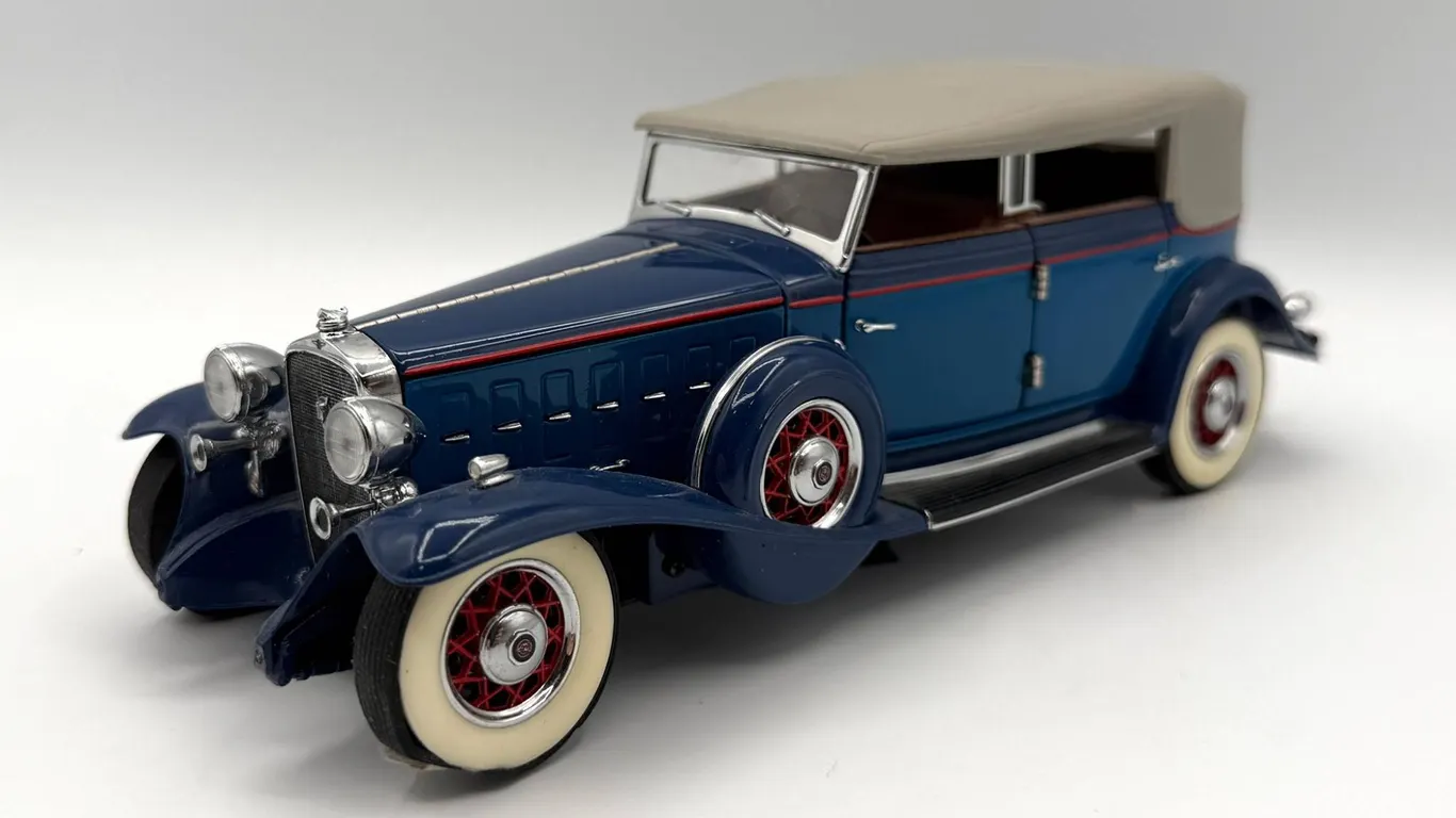 Franklin Mint - 1932 Cadillac