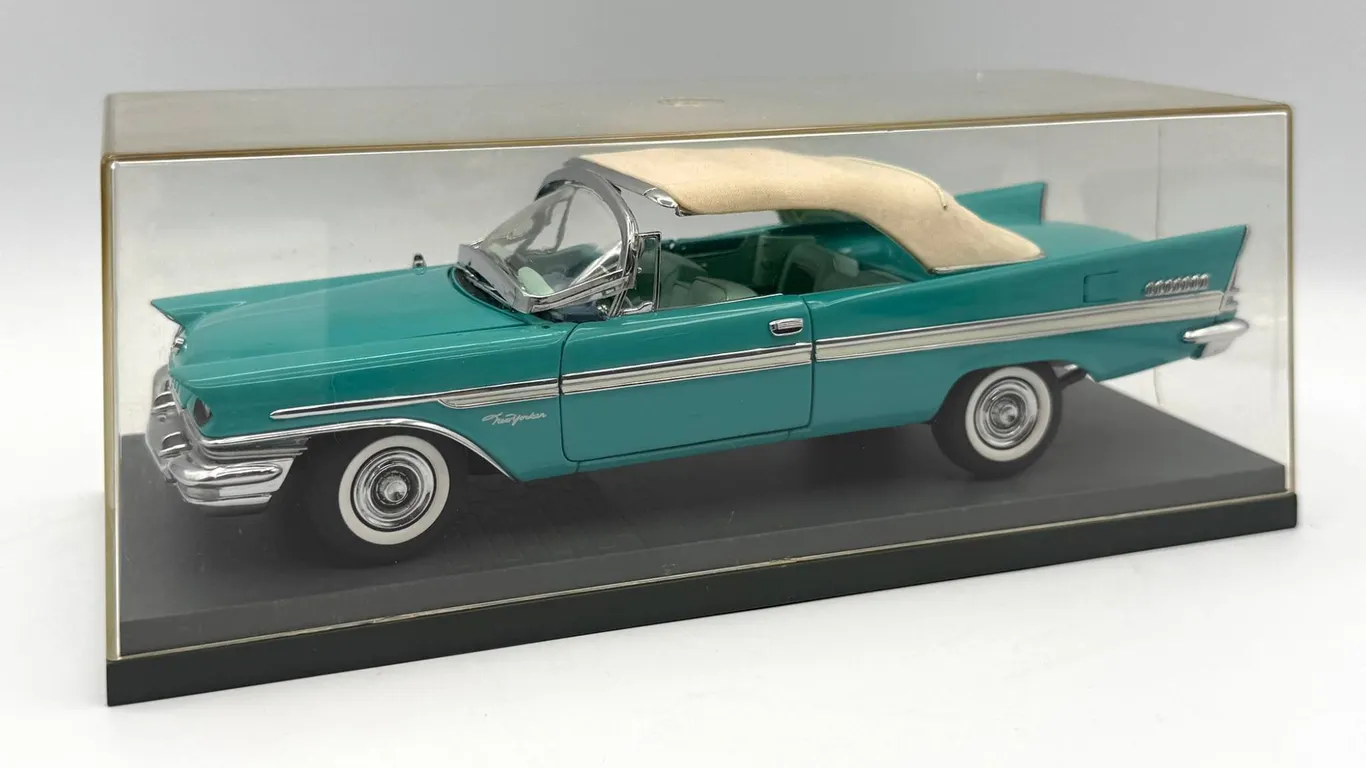 Danbury Mint - 1957 Chrysler