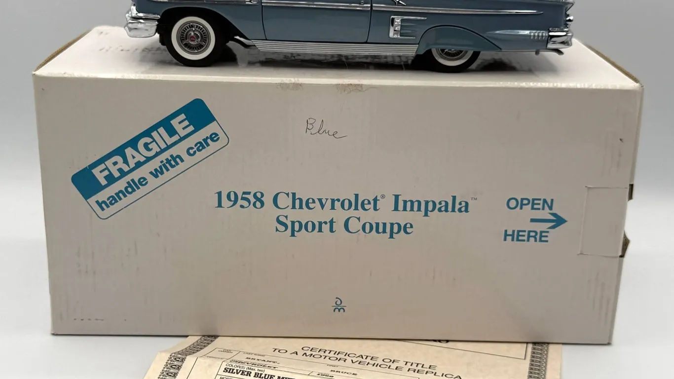 Danbury Mint - 1958 Chevrolet Impala Coupe