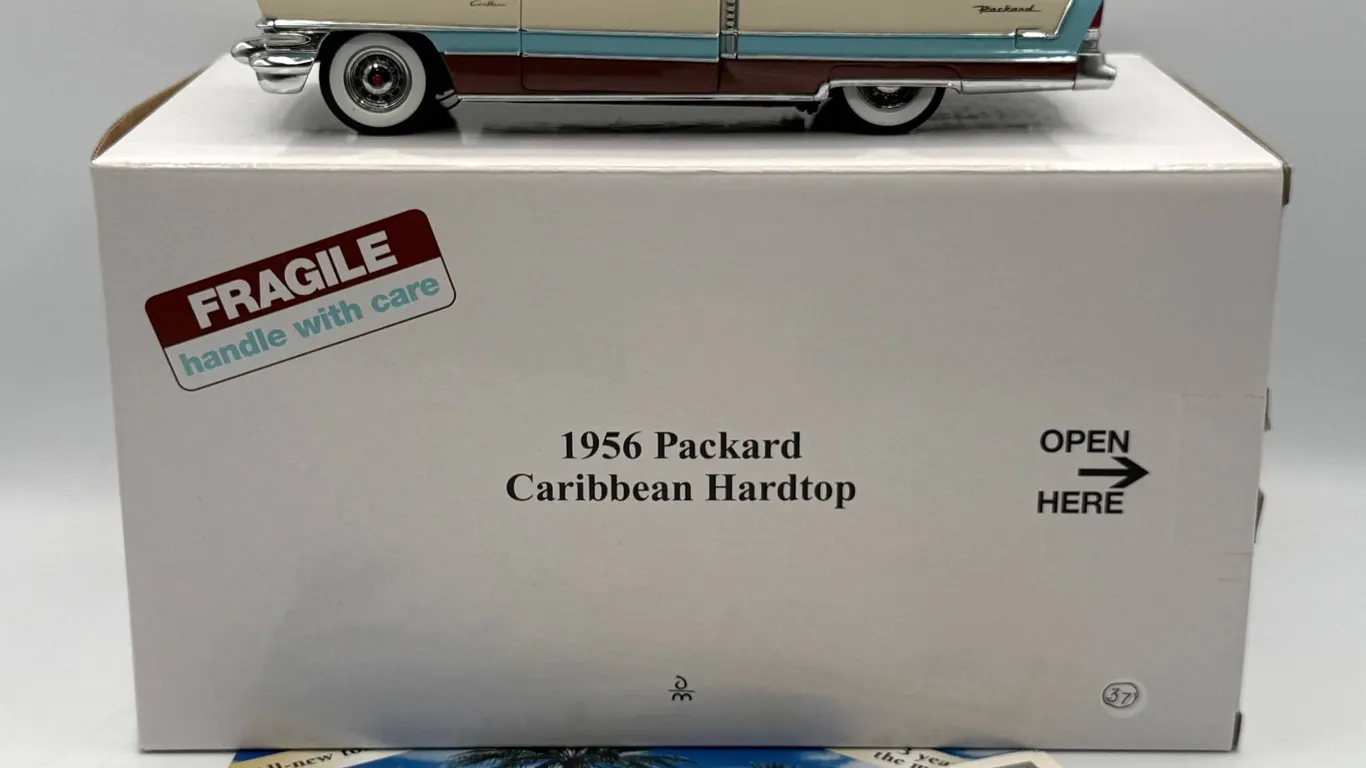 Danbury Mint - 1956 Packard Caribbean Edition