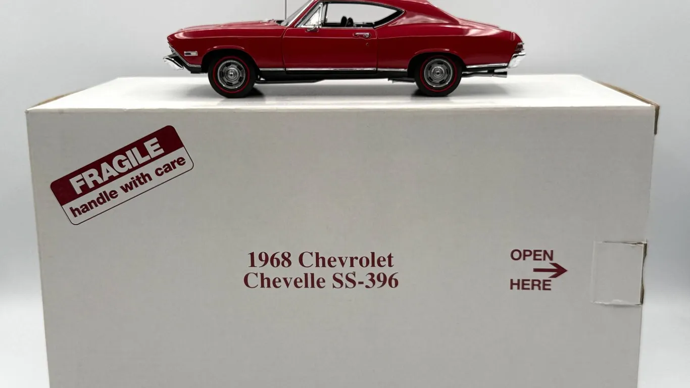 Danbury Mint - 1968 Chevrolet Chevelle SS-396
