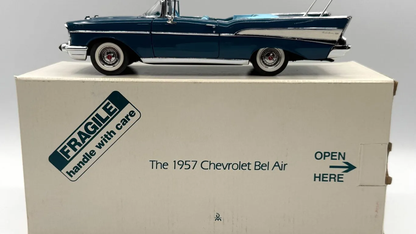 Danbury Mint - 1957 Chevrolet Bel Air