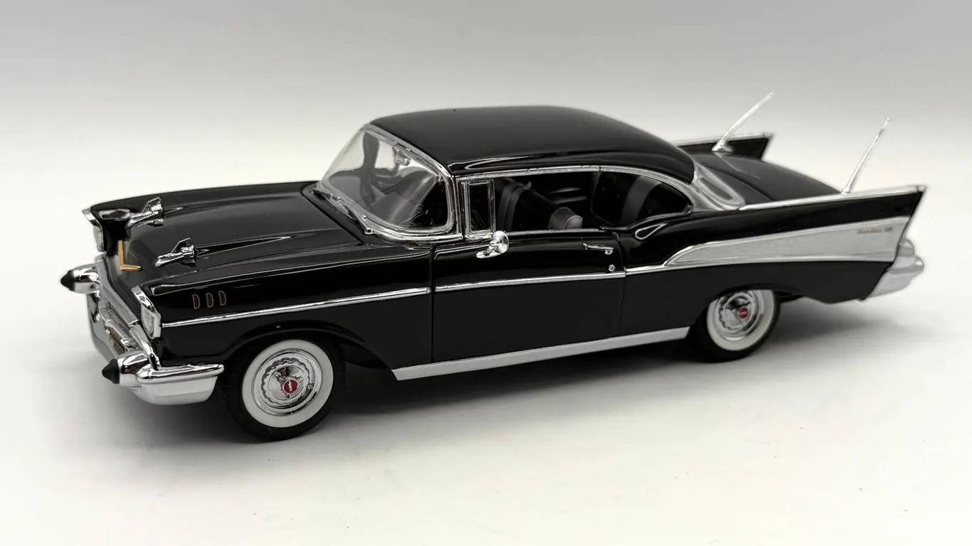 Danbury Mint - 1957 Chevrolet Bel Air