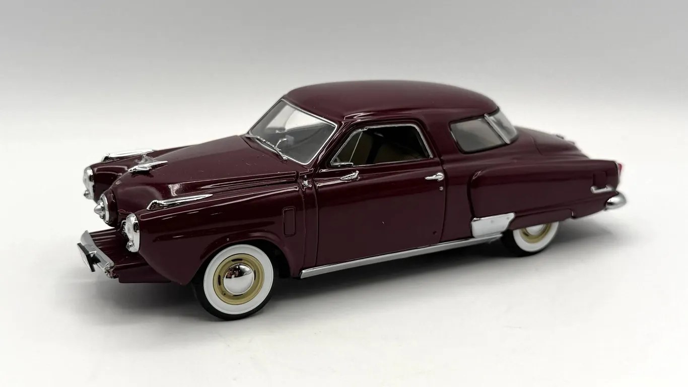 Danbury Mint - 1951 Studebaker Commander