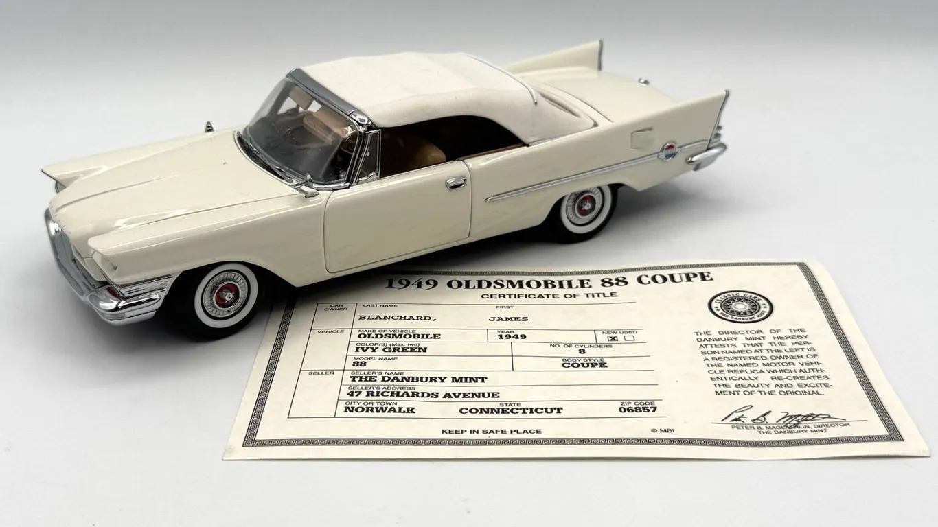 Danbury Mint - 1957 Oldsmobile 88