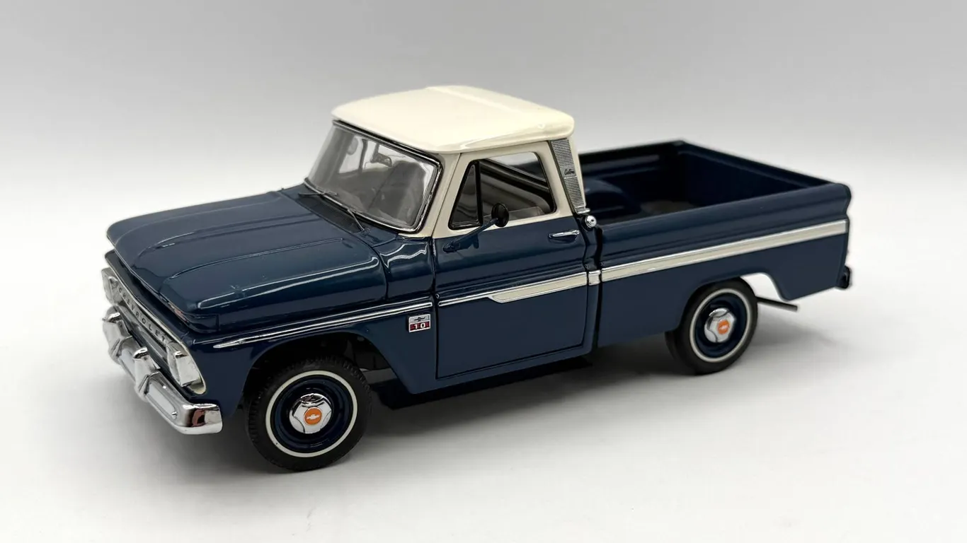 Danbury Mint - 1966 Chevrolet C10 Pickup