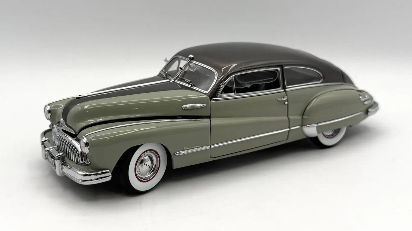 Danbury Mint - 1948 Buick Roadmaster