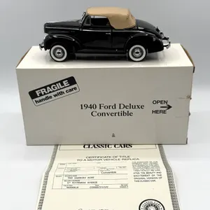 Danbury Mint - 1940 Ford Deluxe Convertible