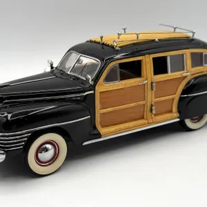 Danbury Mint - 1942 Chrysler Town & Country