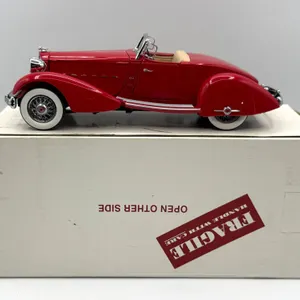 Danbury Mint - 1934 Packard V-12 Lebaron