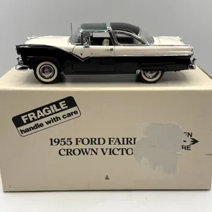 Danbury Mint - 1955 Ford Fairlane Crown Victoria