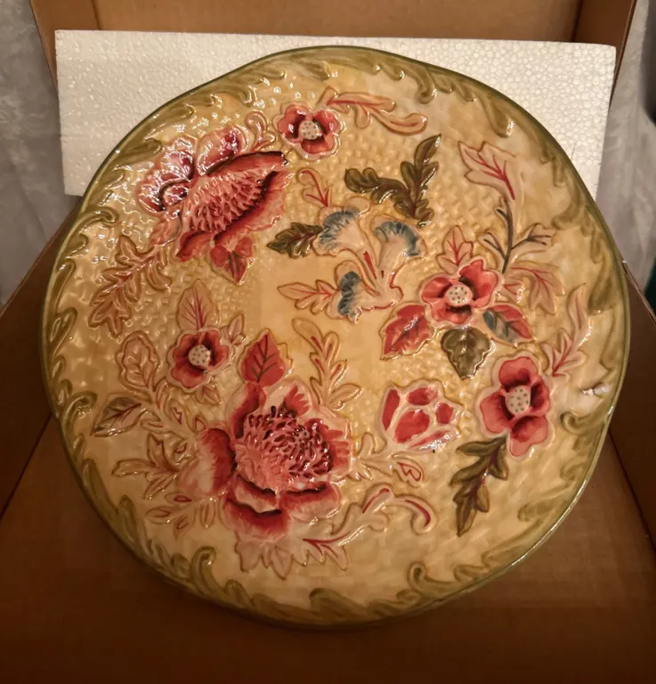 3 Longaberger Majolica Garden Luncheon Plate