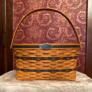 Longaberger Traditions Collection Market Basket, 1995 Edition