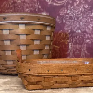 Longaberger Handmade Baskets, 2004, Wood Material
