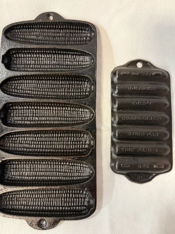 Griswold Corn/Wheat Bread Pan Plus