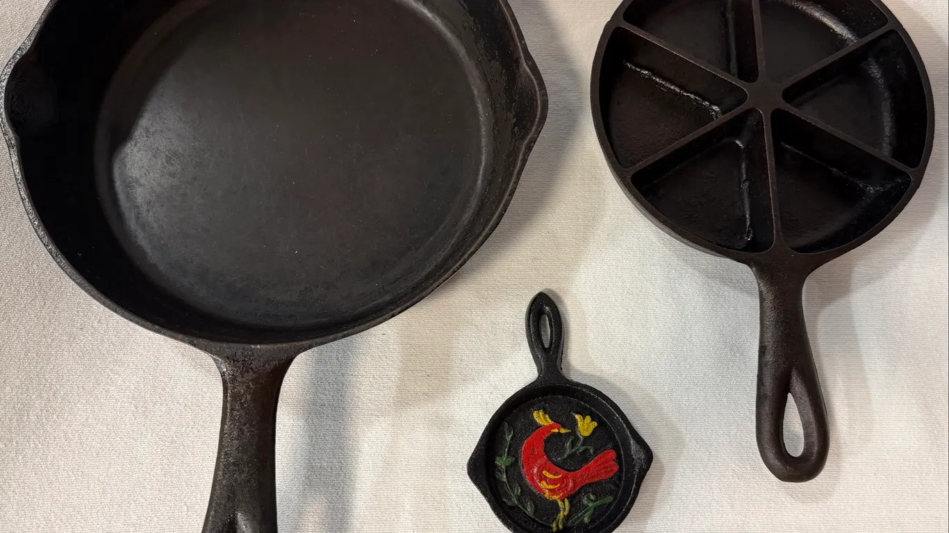 Corn Bread Skillet, No. 6 Skillet and More