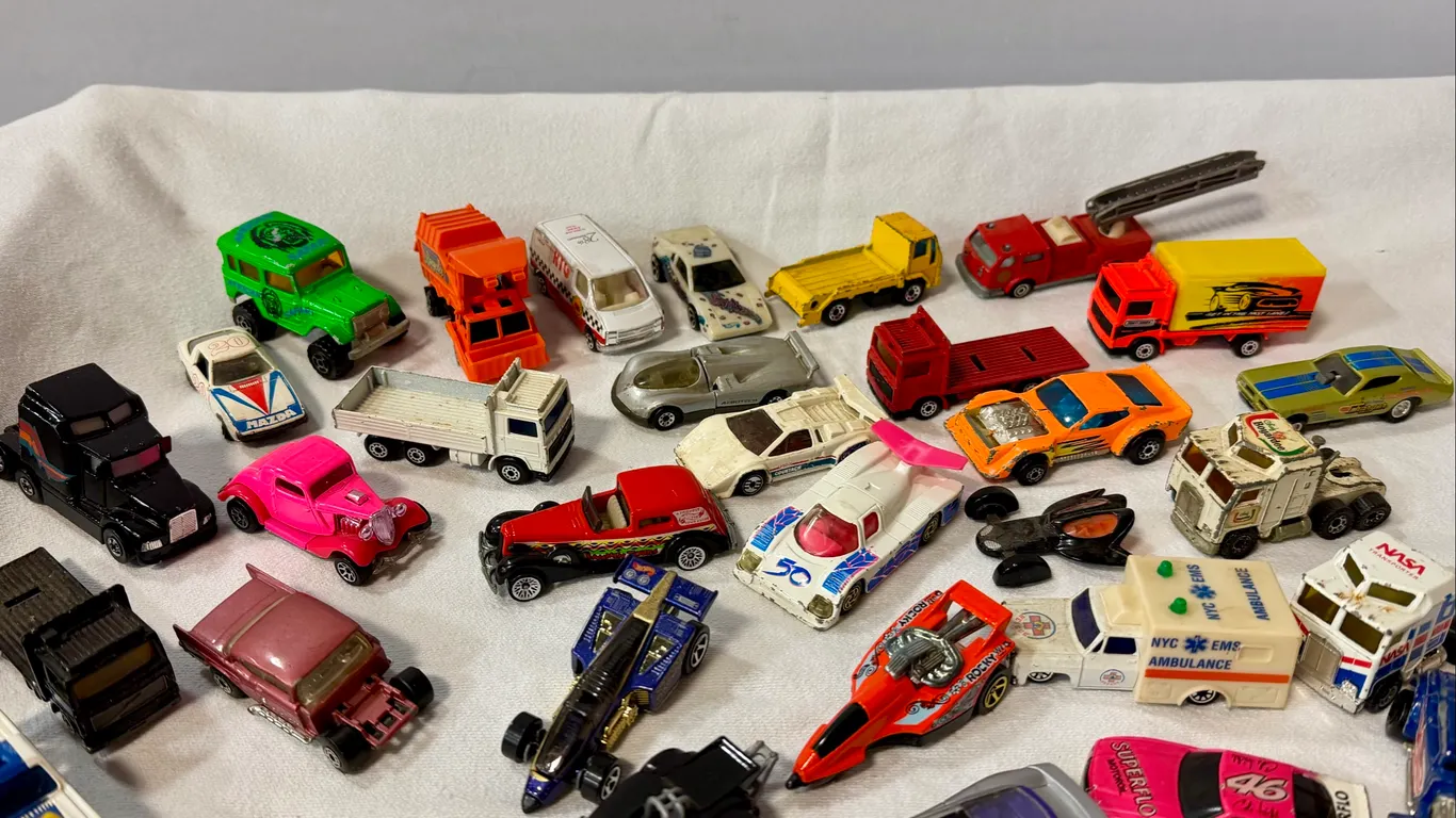 Hot Wheels & Matchbox One