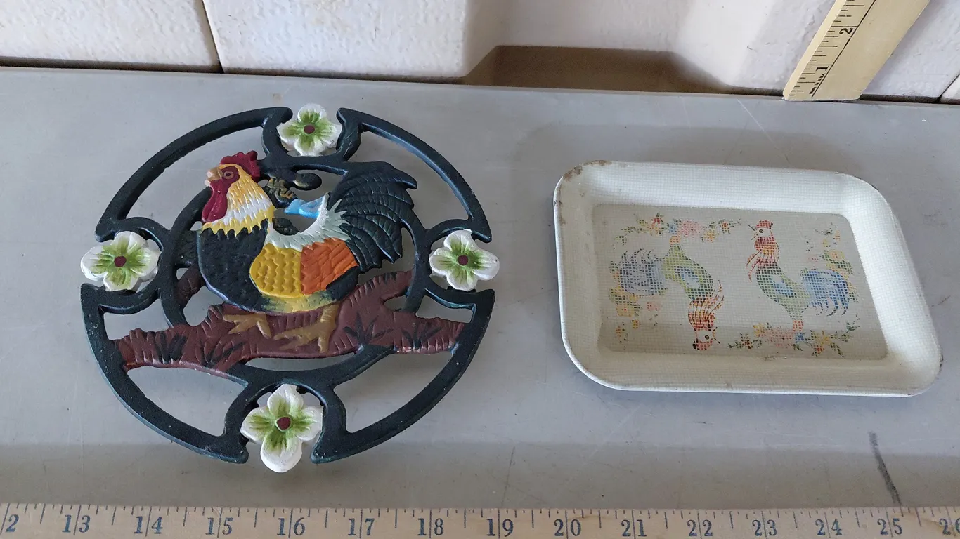 Cast Iron Chicken Trivet & Mini Tin Tray