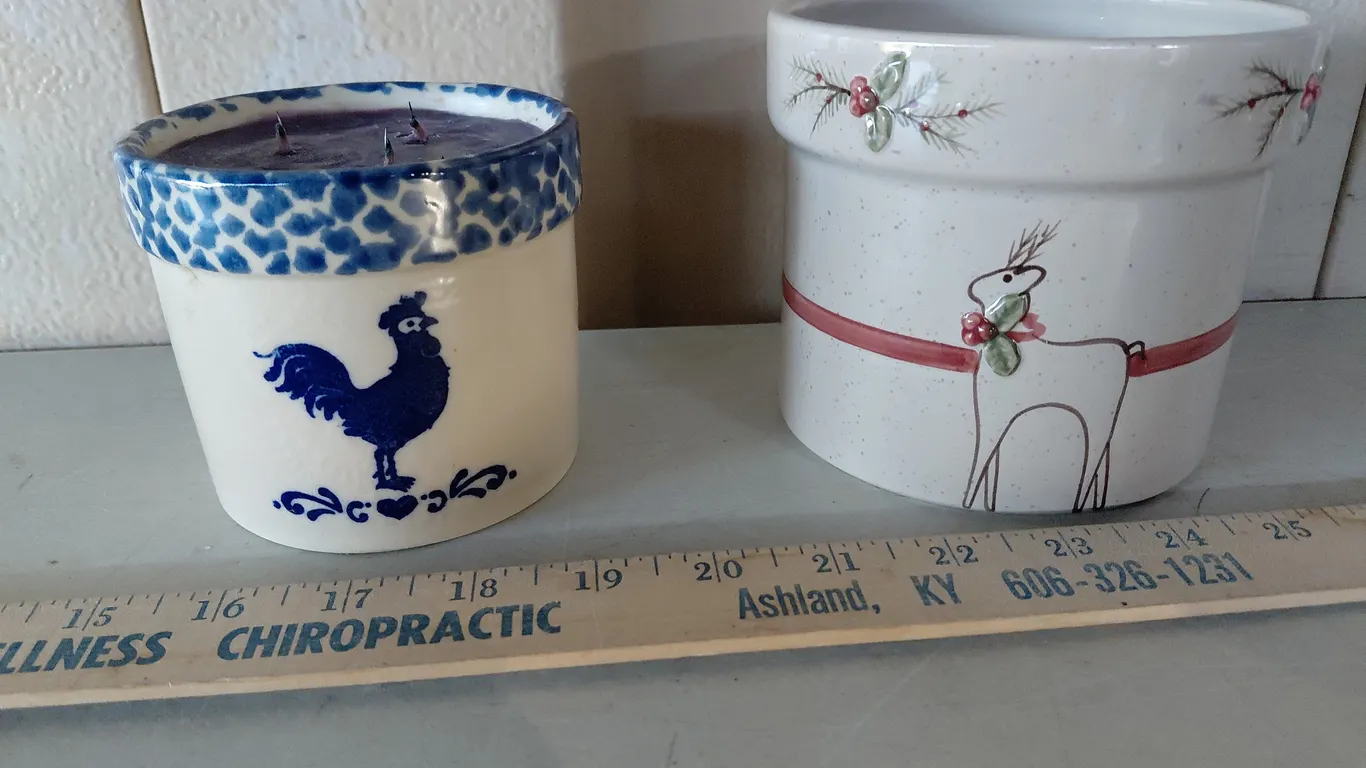 Berry Flavor Crock Candle Chicken Design & Tender Heart Crock